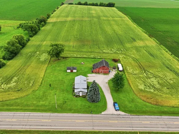 W6393 County Road A, Elkhorn, WI 53121