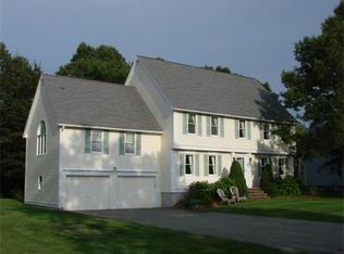 23 Noel Rd, Andover, MA 01810