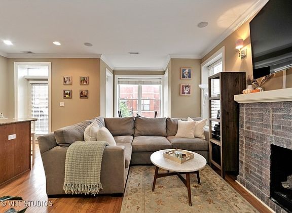 3rd image of 2705 N Mildred Ave APT 3A