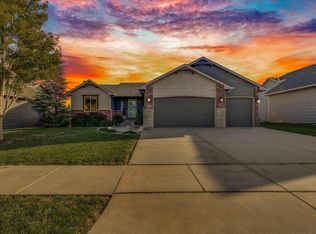 1501 E Splitwood Way St, Derby, KS 67037