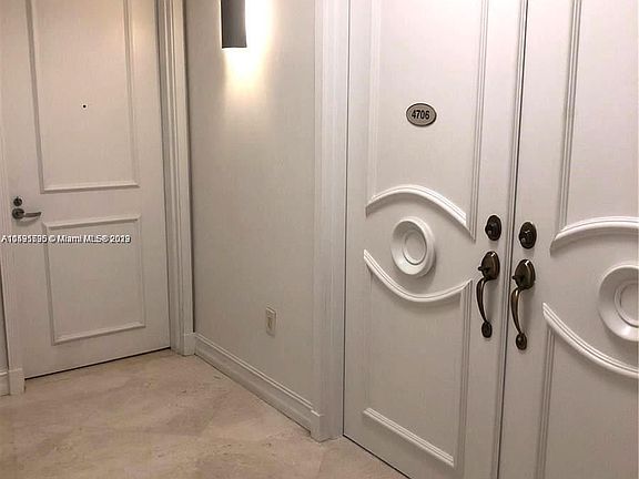 5th image of 18101 Collins Ave APT 4706