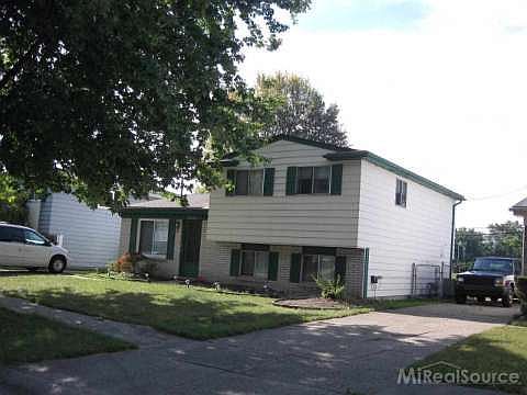 2nd image of 24794 Orchid St