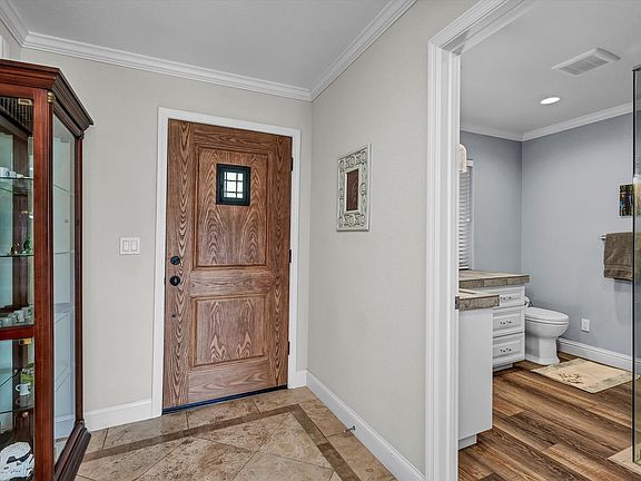4th image of 4828 Iroquois Trail