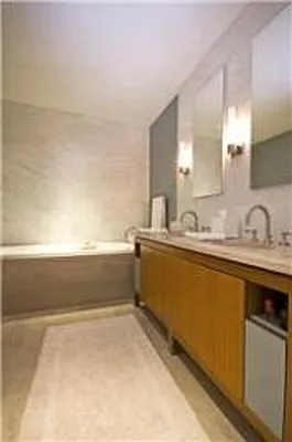 Rented by Corcoran | media 27