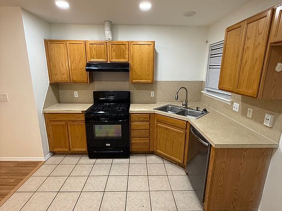 4th image of 5627 S Xenophon Ave