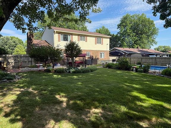 5th image of 10057 Indian Hill Dr
