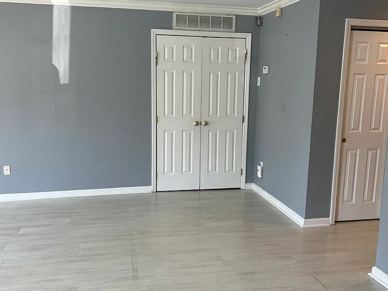 355 Old Tarrytown Rd #407 — Photo 20