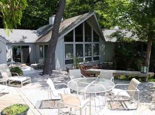 4992 Lower Shore Dr, Harbor Springs, MI 49740