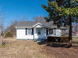 3812 Catholic Church Rd, Cedar Hill, TN 37032