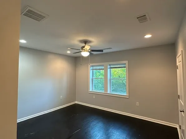 205 Adams St NE #3A, Washington, DC 20002
