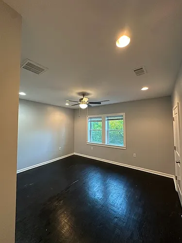 205 Adams St NE #3A Photo 1