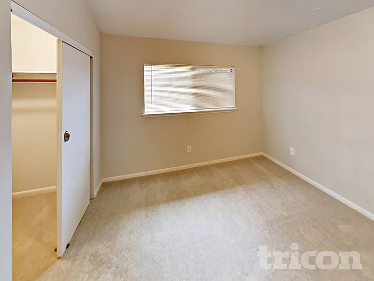 7814 Eastern Bluebird Dr — Photo 12