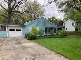 9207 Prospect Rd, Strongsville, OH 44136