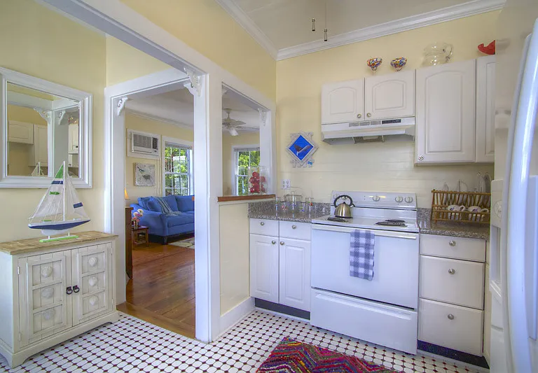 327 Margaret St #3 — Photo 16