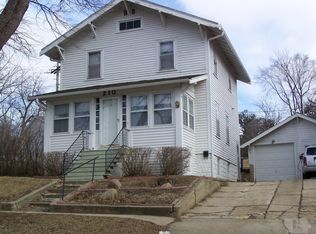 210 N 11th St, Denison, IA 51442