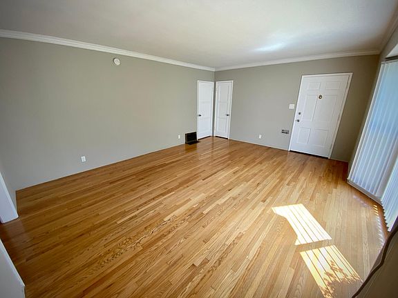 5th image of 827 N Adams St #827