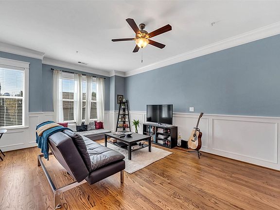 5th image of 2802 Morrison St Unit 206