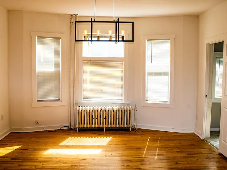 1-694 Central Ave W #1 — Photo 1