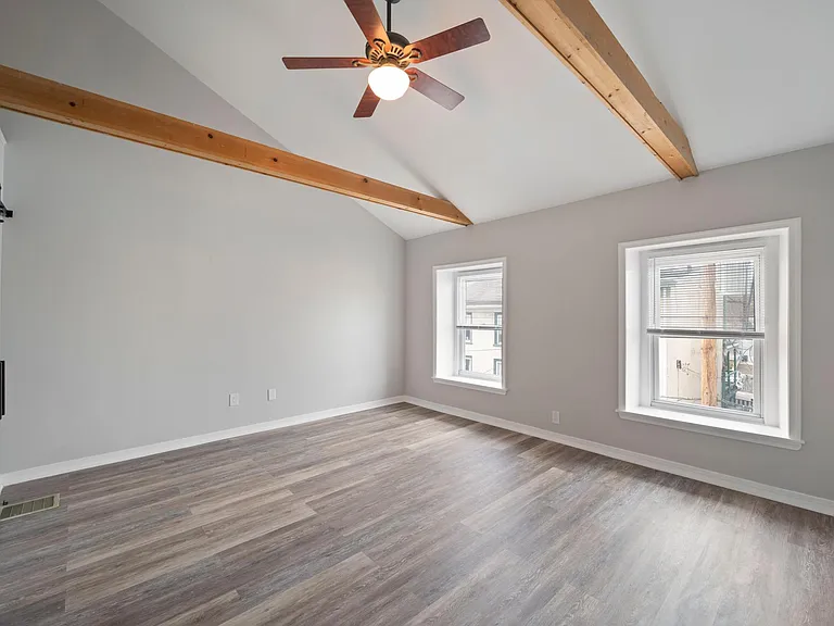 4523 Baker St — Photo 22