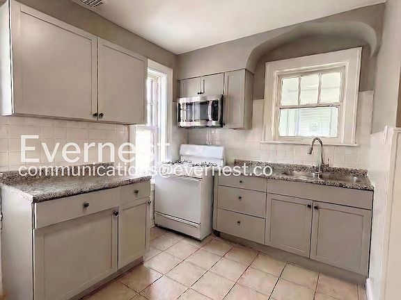 2nd image of 5932 Floy Ave