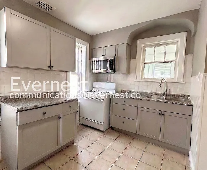 5932 Floy Ave — Photo 3