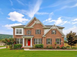 6905 Ridge Pointe Dr, Owens Cross Roads, AL 35763