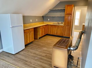 286 Hamlet St #3, Fall River, MA 02724