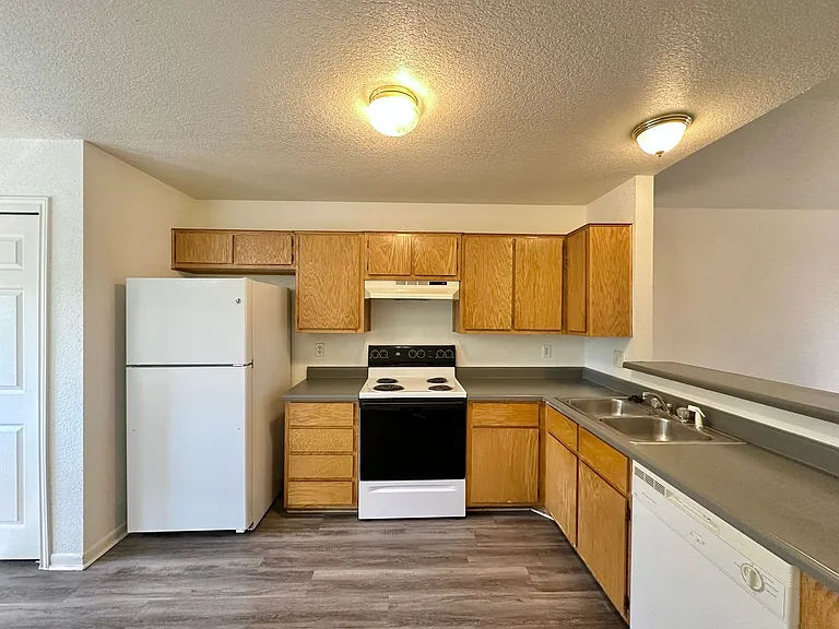 3509 Westwood Dr — Photo 7