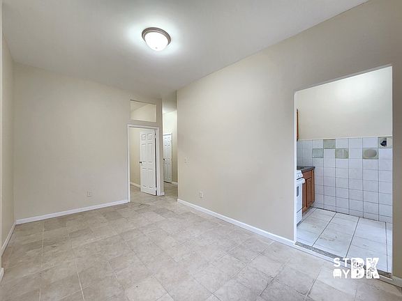 2nd image of 1391 Fulton St APT 2R