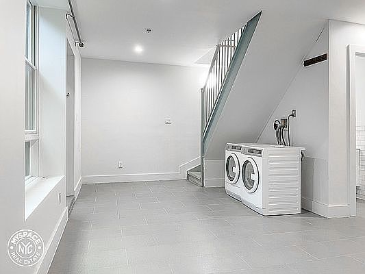 5th image of 225 Howard Ave #7H