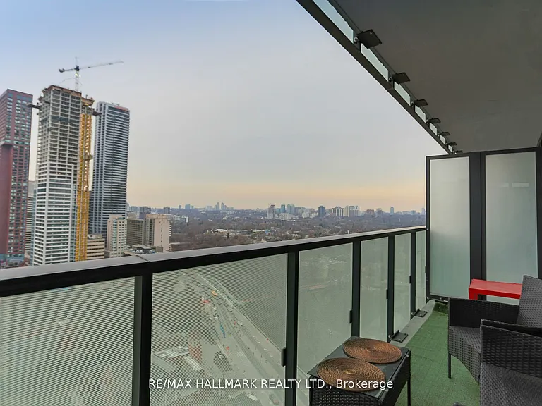 575 Bloor St E #2109 — Photo 15