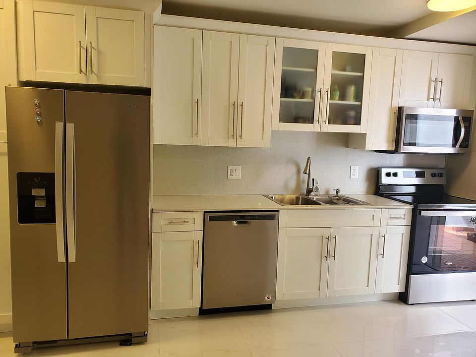 1st image of 525 Meridian Ave APT 103