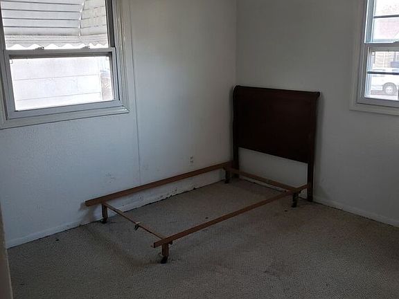 4th image of 6704 Wanda Ave