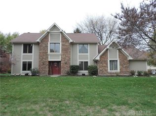 3822 Walnut Grove Ln, Dayton, OH 45440