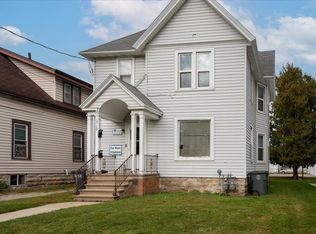 518 Scott Ave, Oshkosh, WI 54901