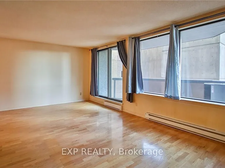 470 Laurier Ave W #403 — Photo 8
