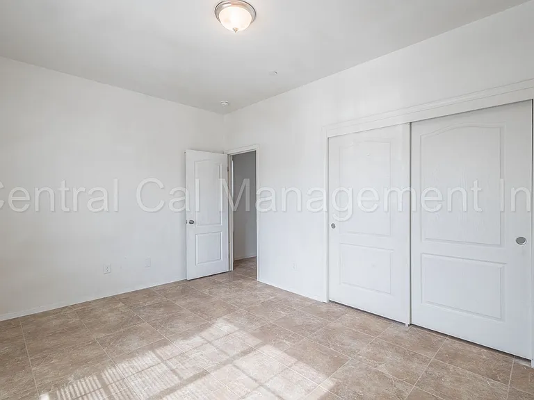 602 Voorhies Ln — Photo 21