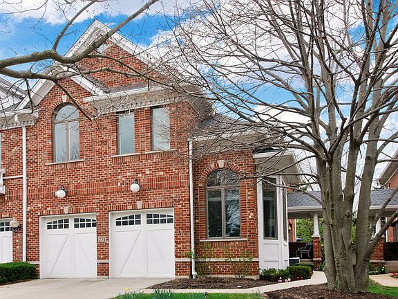 2nd image of 271 Arbor Glen Blvd #271