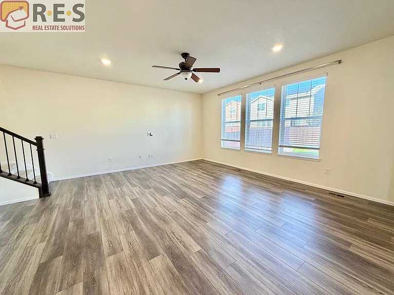 15028 Munich Ave — Photo 13