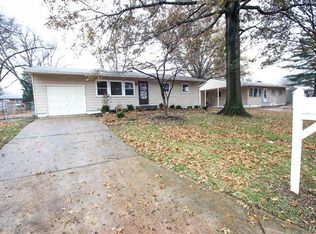 11350 Ranger Dr, Saint Louis, MO 63128