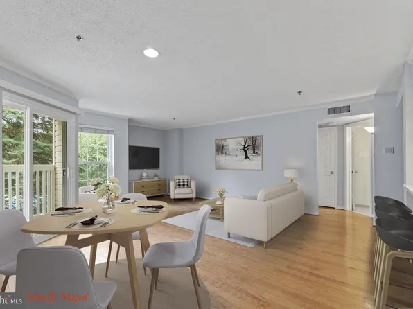 1524 Lincoln Way APT 133, Mc Lean, VA 22102