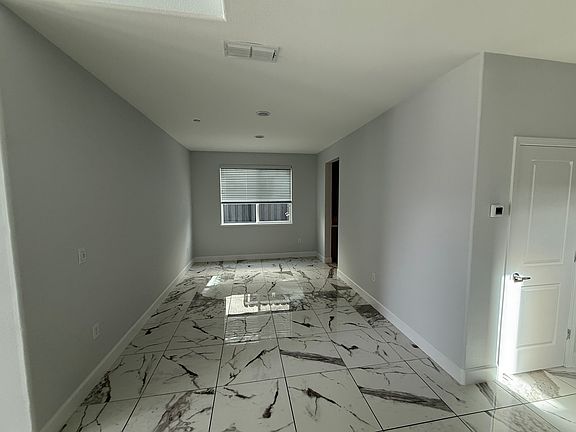 4th image of 1600 Ranch Ln