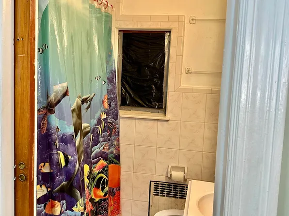 141 67th Street image 10 of 12