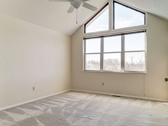 4th image of 1010 Thoreau Ct APT 304