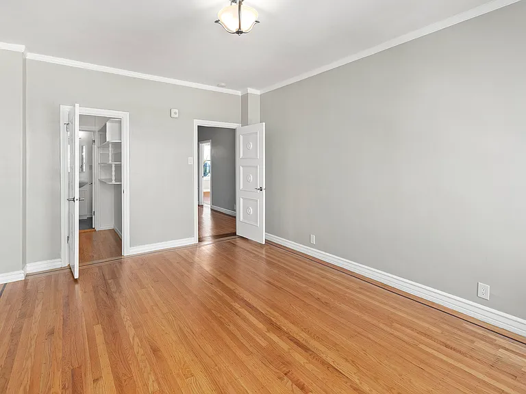 1700 Broadway Street — Photo 9