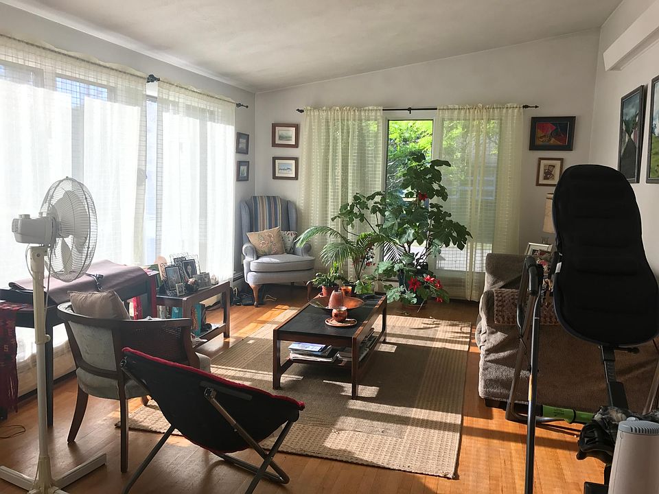 2nd image of 10 Jewett Rd