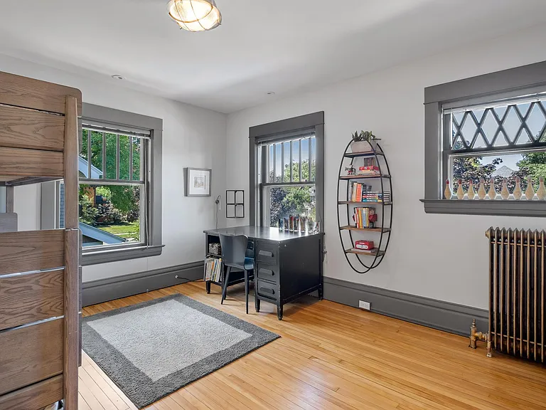 1310 Lake Dr SE — Photo 20