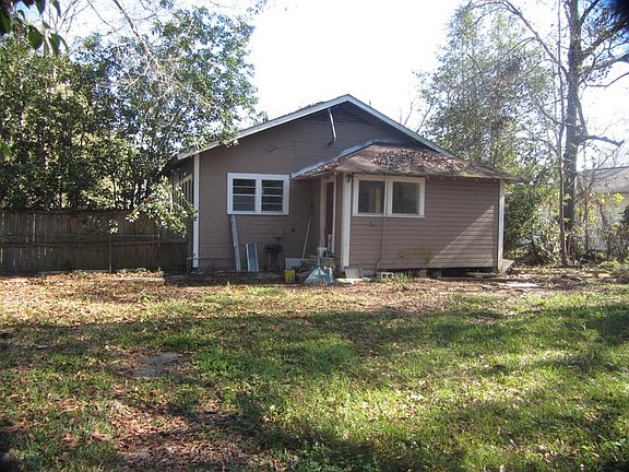2nd image of 319 Dozier St