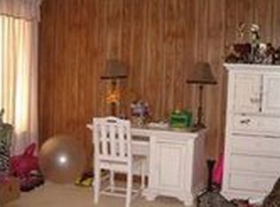 1038 Paradise Rd, Ball, LA 71405