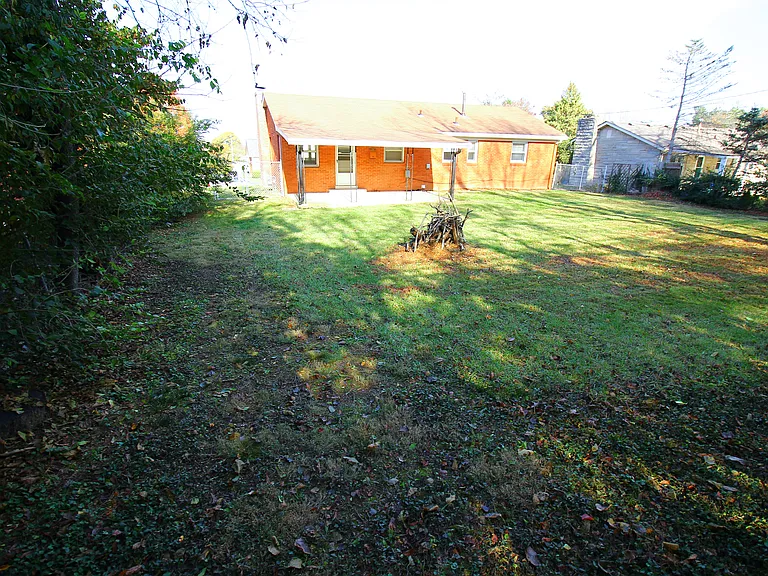 1090 Meridian Ct — Photo 51